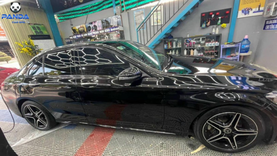 Dán decal ô tô tại Panda Car Spa Nha Trang