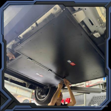 Ốp Bảo Vệ Pin VF5